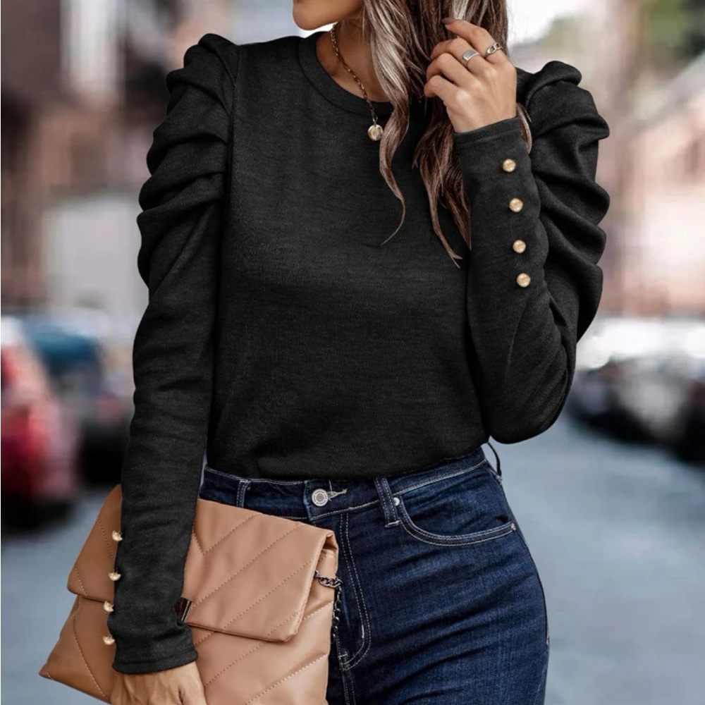 Gigot Sleeve Button Detail Tee
